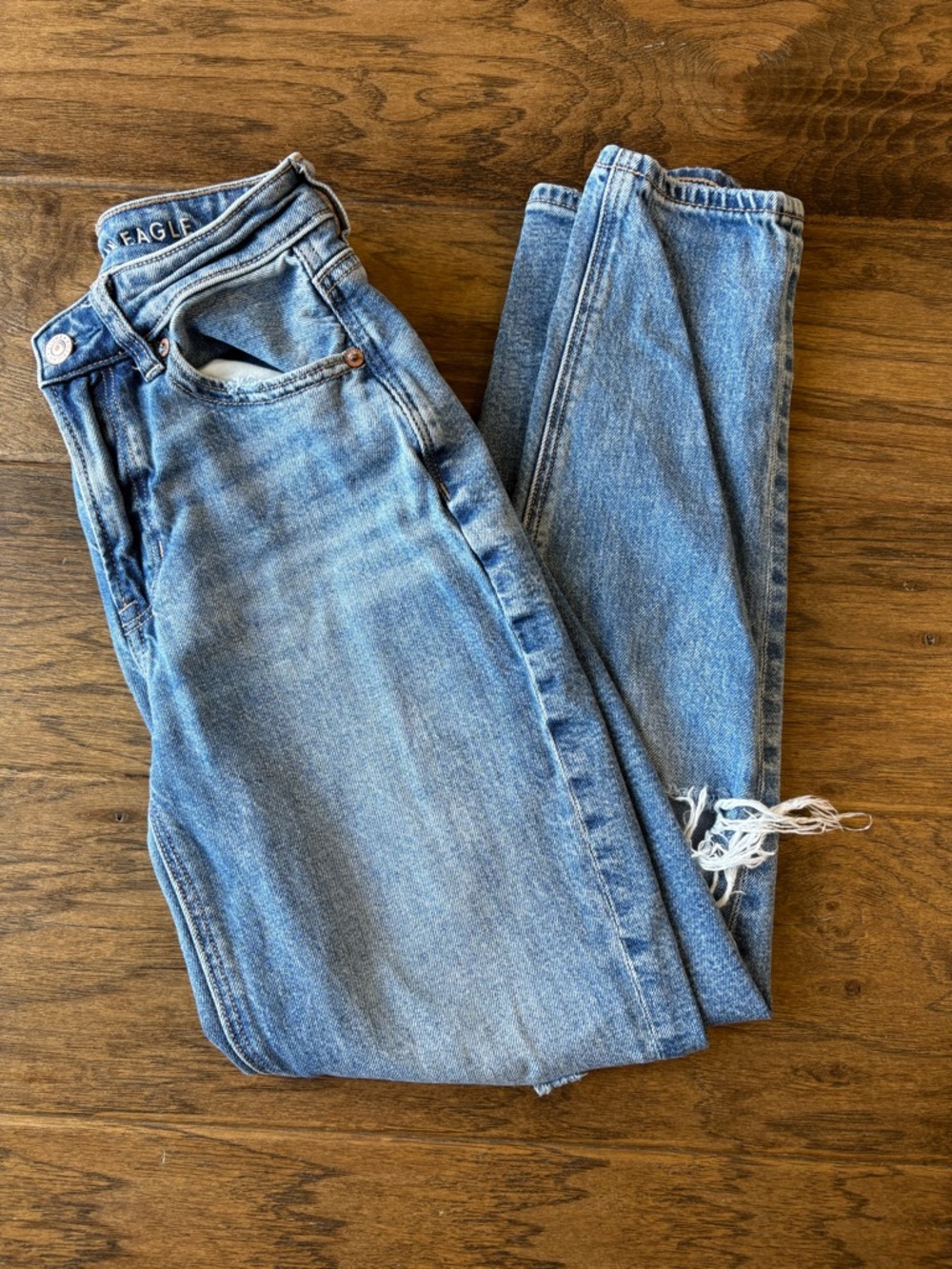 American Eagle Distressed Light Blue Mom Jeans